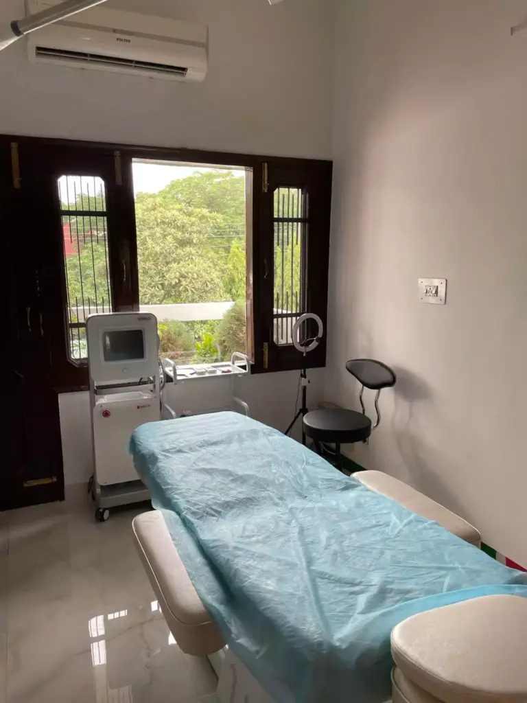 Inside Agelock Skin & Hair Clinic, Chandigarh — photo 6